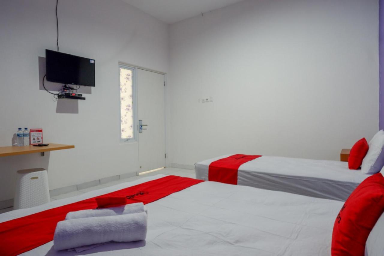 Reddoorz Near Alun Alun Kaliwungu Kendal Hotel Brangsong Exterior foto